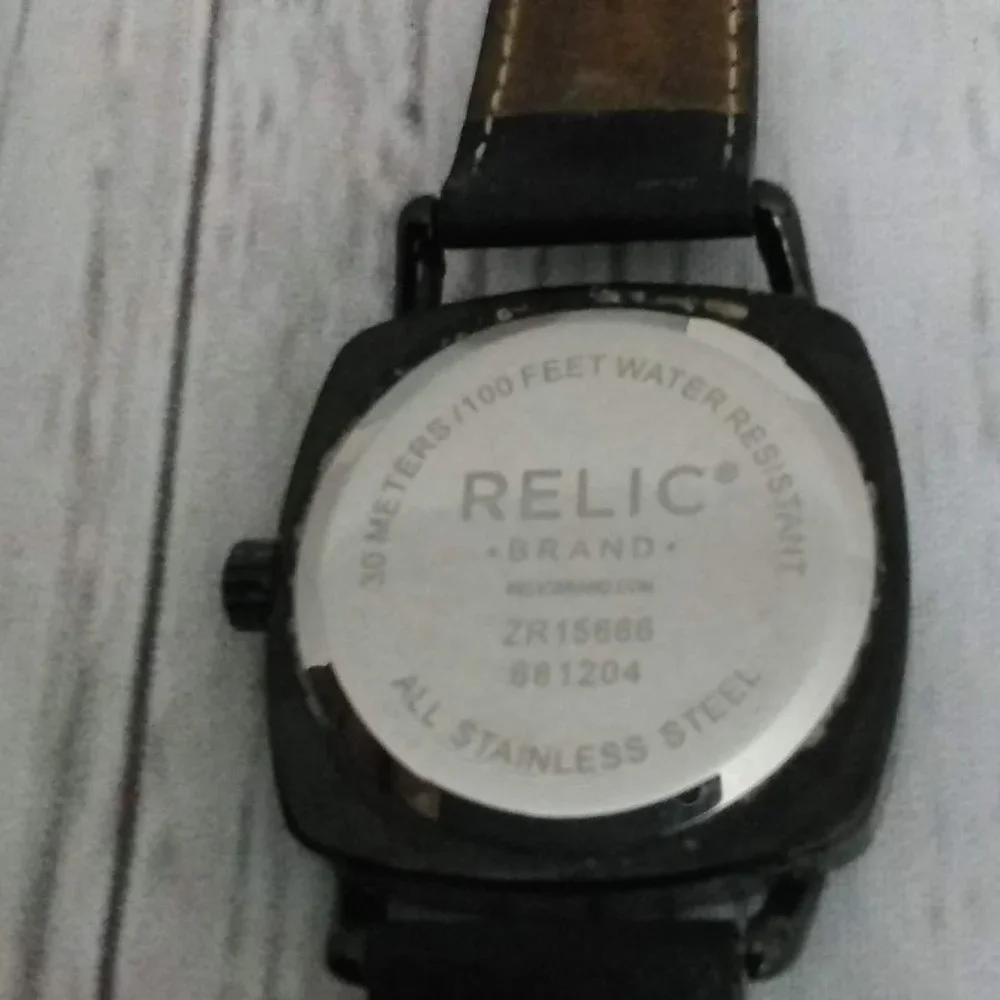 Relic Wrist Watch - Picture 10 of 16